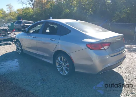 2015 Chrysler 200 S z USA, uszkodzony, nr VIN 1C3CCCBB0FN702386